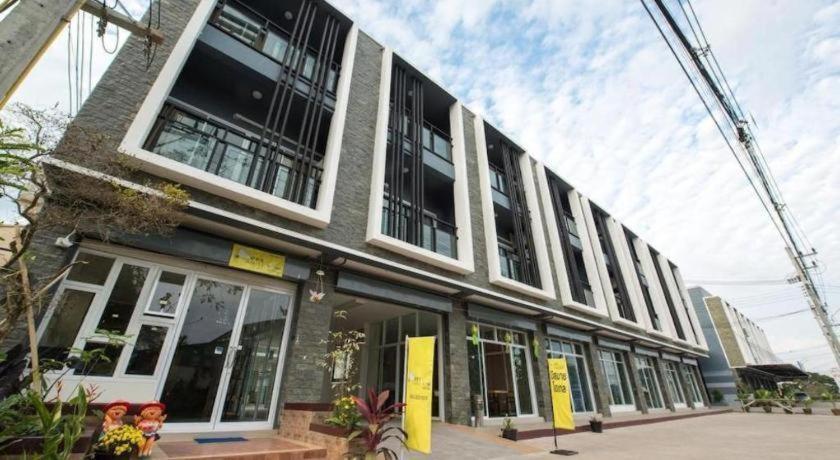 Bees Smile Hotel Τσιανγκ Ράϊ Εξωτερικό φωτογραφία