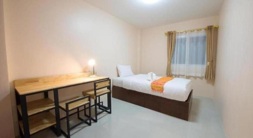 Bees Smile Hotel Τσιανγκ Ράϊ Εξωτερικό φωτογραφία